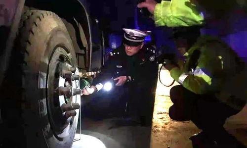 滕州步行街吃瓜群众,吃瓜群众的热闹日常